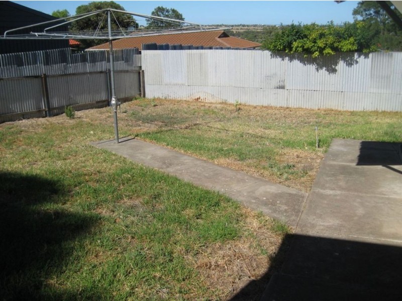 4 Alnwick Cct, Noarlunga Downs SA 5168