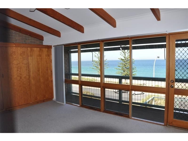 3/15 Esplanade, Christies Beach SA 5165