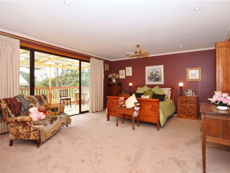 334 Pimpala Road, Woodcroft SA 5162