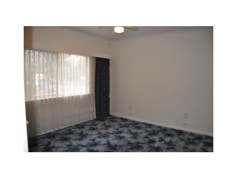 8 Southern Ave, St Marys SA 5042