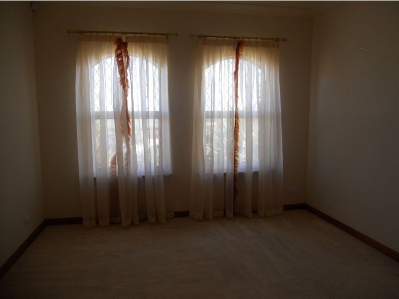 160 Grand Boulevard, Seaford Rise SA 5169