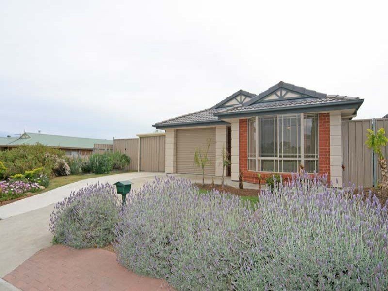 1 Vidmar Court, Woodcroft SA 5162