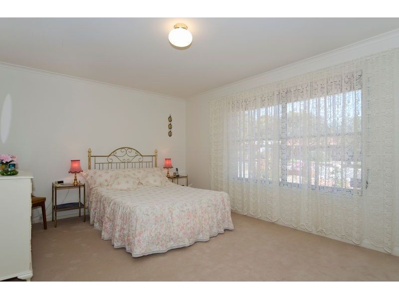 8 Derek Crescent, Morphett Vale SA 5162