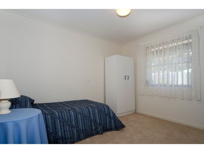 8 Derek Crescent, Morphett Vale SA 5162