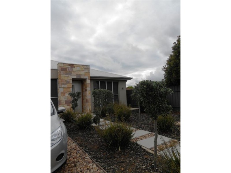 8 Cook Crescent, Warradale SA 5046