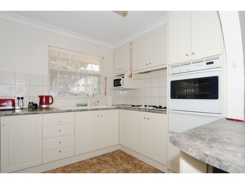 24 Bower Court, Morphett Vale SA 5162