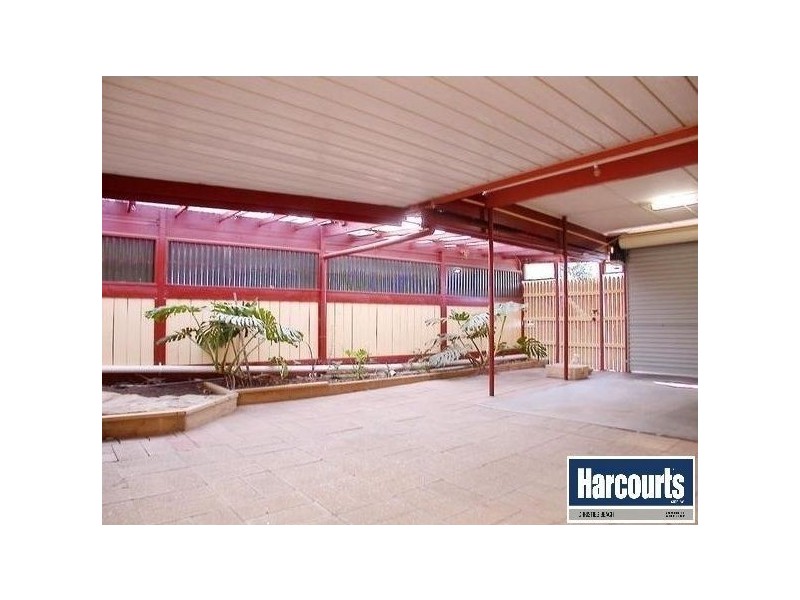 11 Richardson Crescent, Morphett Vale SA 5162