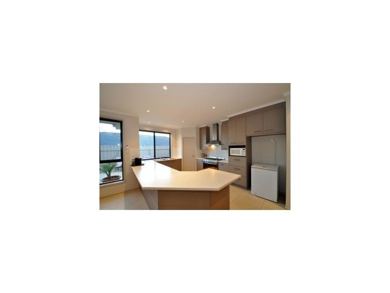 5 Edithburgh Avenue, Seaford Rise SA 5169