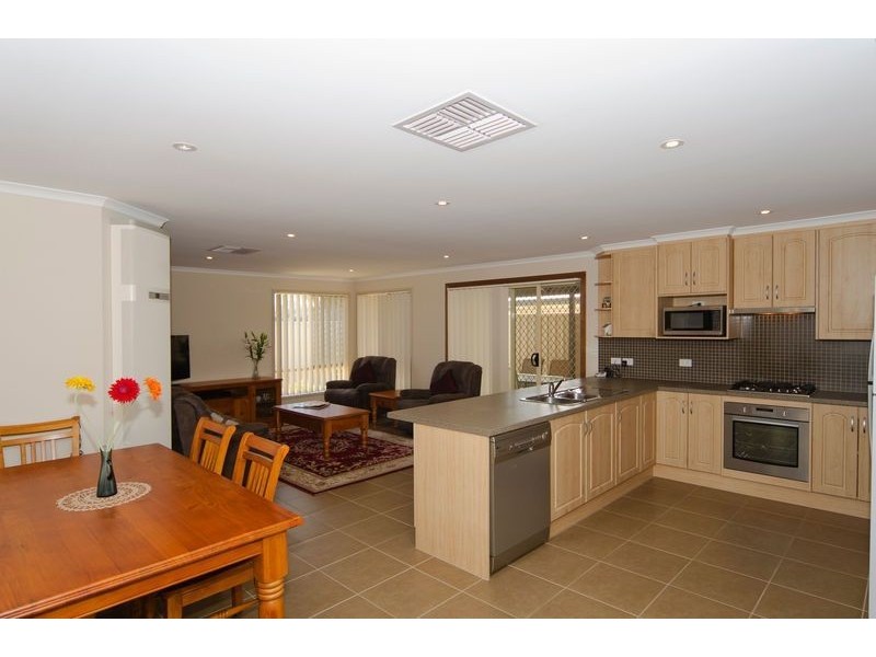 6/7 Kakadu Drive, Morphett Vale SA 5162