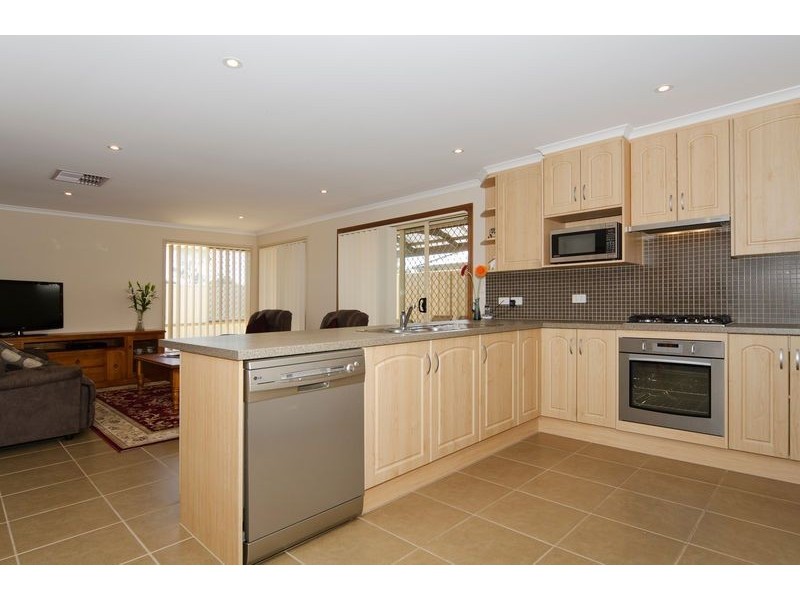 6/7 Kakadu Drive, Morphett Vale SA 5162