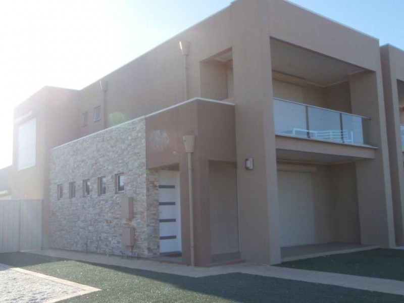 210 Esplanade, Port Noarlunga South SA 5167