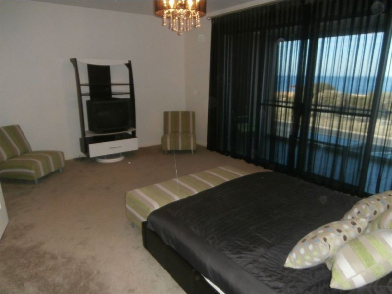 210 Esplanade, Port Noarlunga South SA 5167