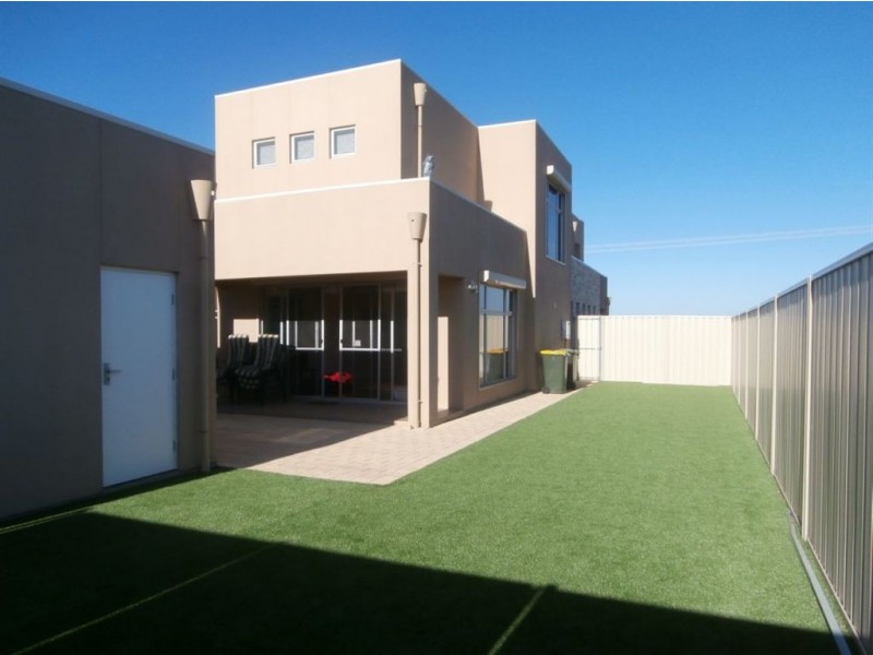 210 Esplanade, Port Noarlunga South SA 5167