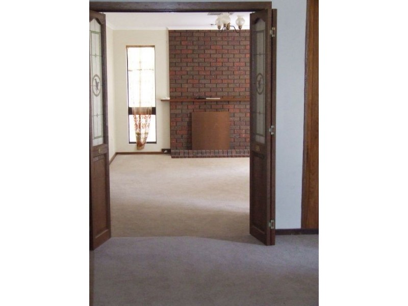 2 Ellendale Avenue, Murray Bridge SA 5253