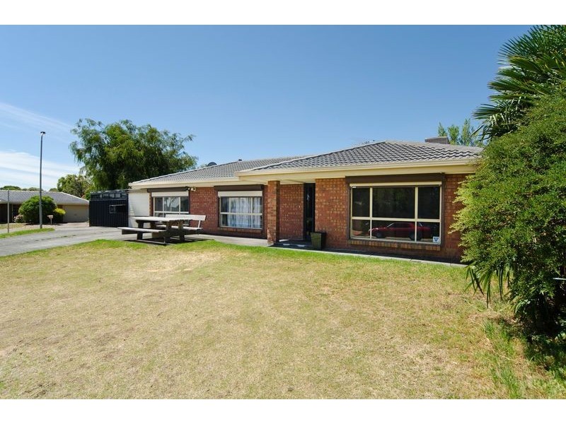 16 Bikila Court, Morphett Vale SA 5162