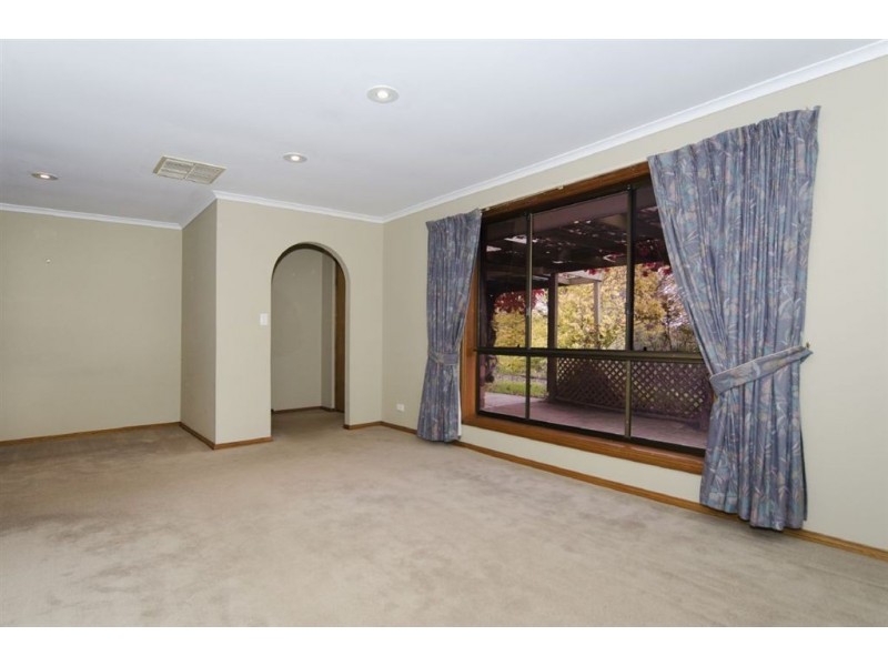 5 Delta Crescent, Aberfoyle Park SA 5159