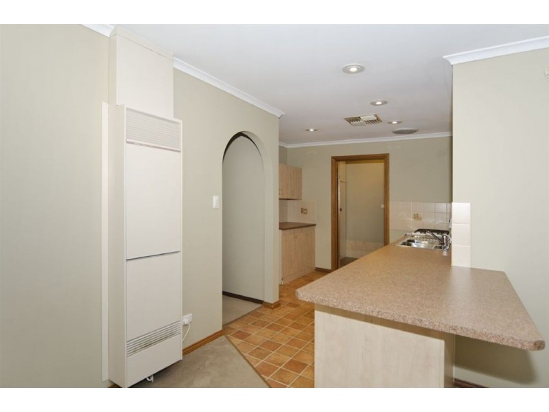 5 Delta Crescent, Aberfoyle Park SA 5159