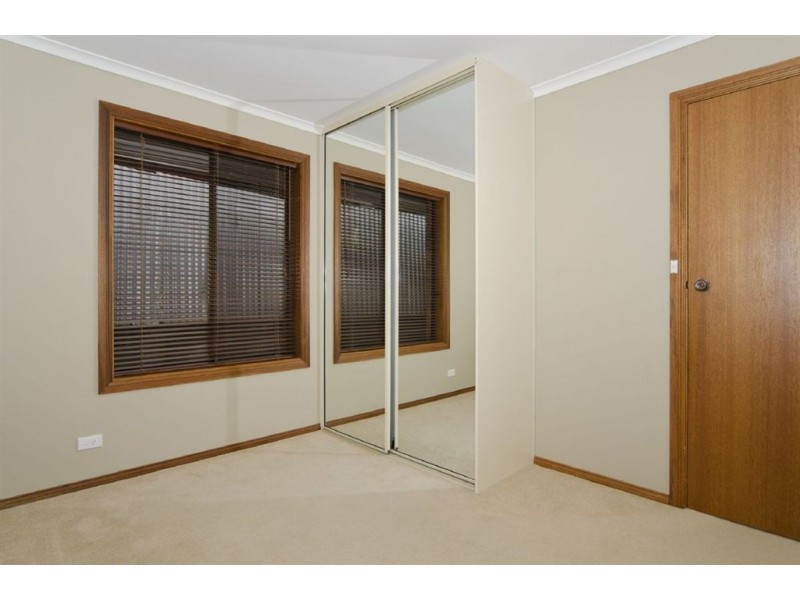 5 Delta Crescent, Aberfoyle Park SA 5159