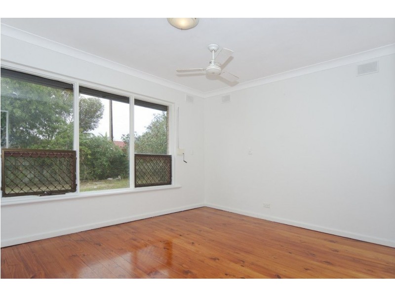 37 Parkview Rise, Hackham SA 5163