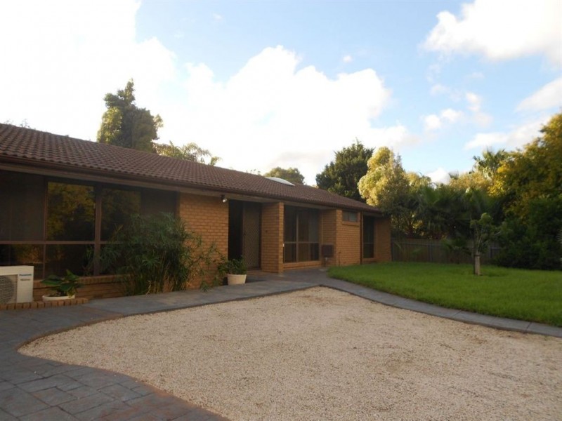 27 Tindall Crescent, Sheidow Park SA 5158