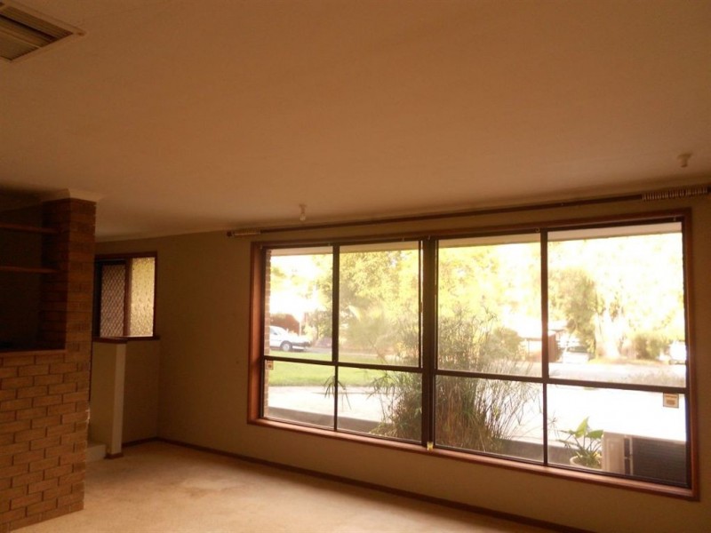 27 Tindall Crescent, Sheidow Park SA 5158