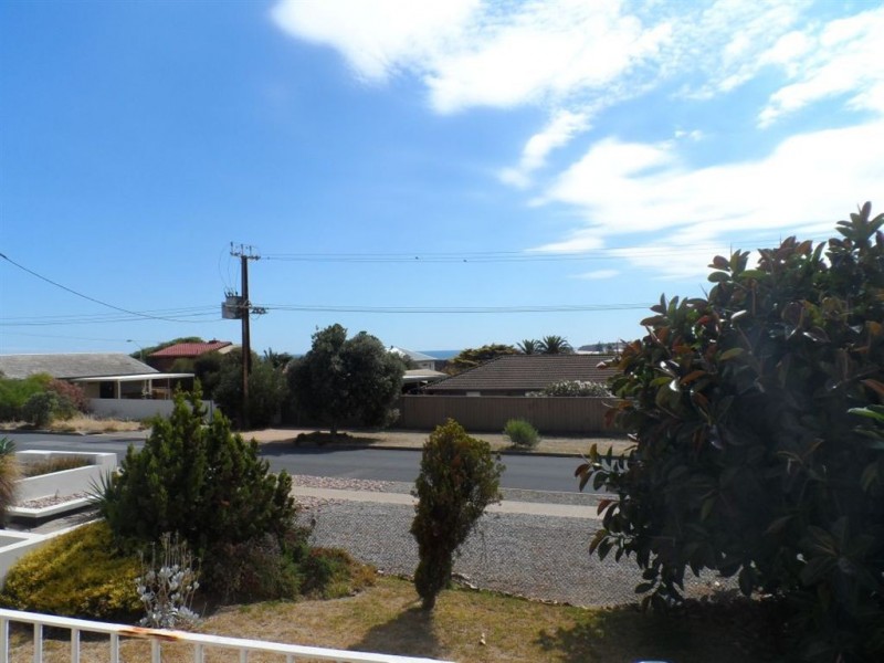 22 Bathurst Avenue, Moana SA 5169