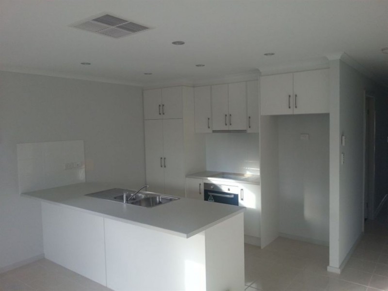 10 Christopher Road, Christie Downs SA 5164