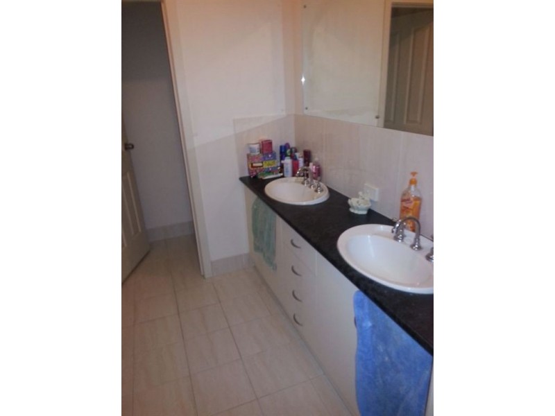 23 Hamilton Road, Aldinga Beach SA 5173