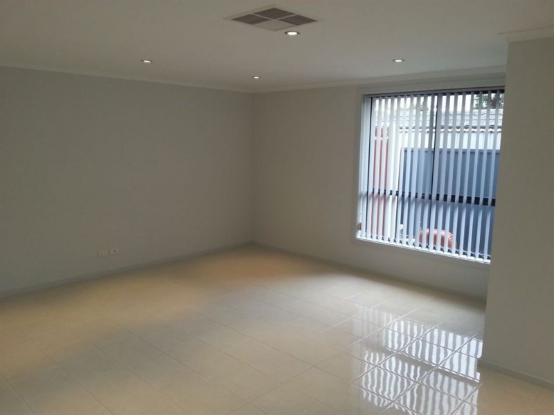 1a Oliver Street, Christie Downs SA 5164