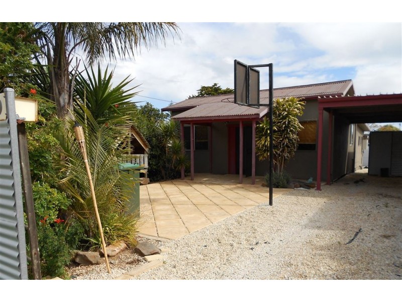 9 Roy Terrace, Christies Beach SA 5165