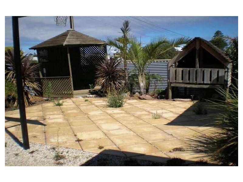 9 Roy Terrace, Christies Beach SA 5165