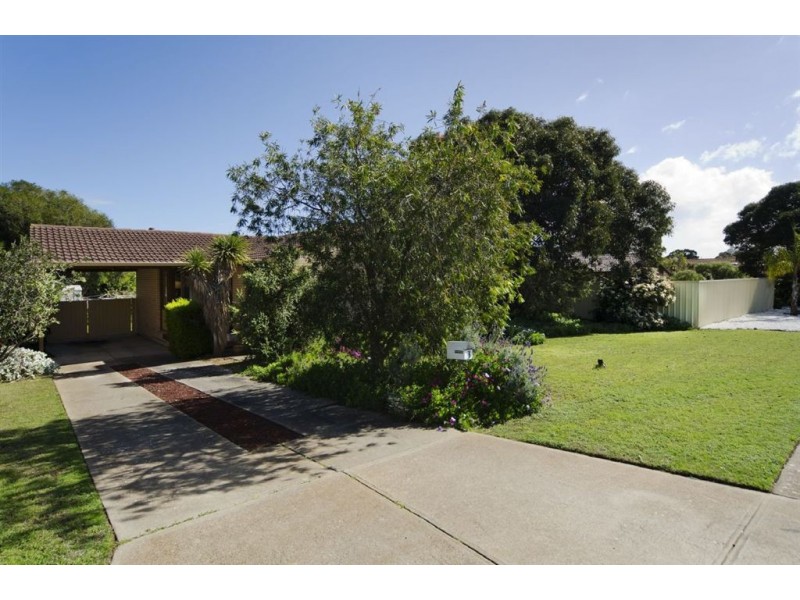 3 Minorca Crescent, Hackham West SA 5163