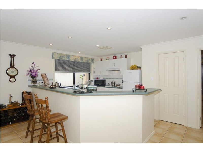 8 William Webb Drive, Sheidow Park SA 5158