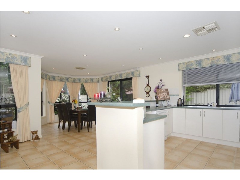 8 William Webb Drive, Sheidow Park SA 5158