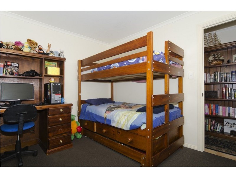 8 William Webb Drive, Sheidow Park SA 5158