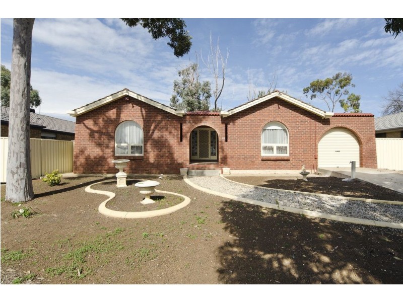 12 Rajah Street, Morphett Vale SA 5162