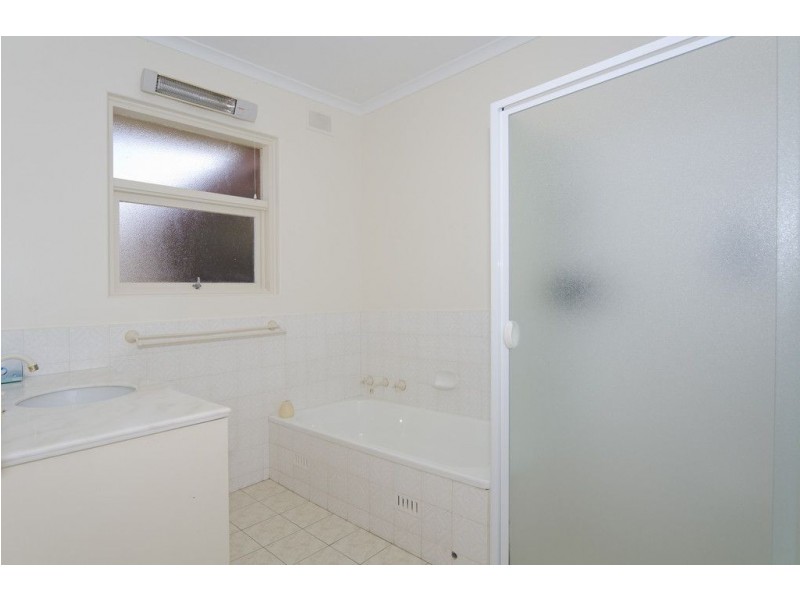 12 Rajah Street, Morphett Vale SA 5162