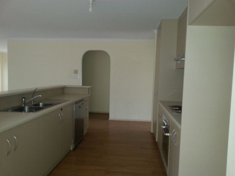 6 Bond Street, Mclaren Vale SA 5171