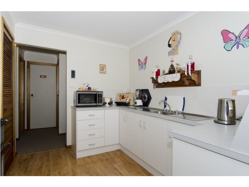 11 Cass Court, Woodcroft SA 5162