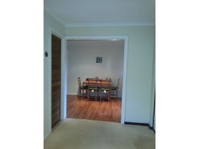 4 Falcon Court, Hallett Cove SA 5158