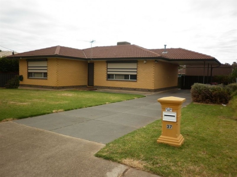 37 Robin Street, Port Noarlunga South SA 5167