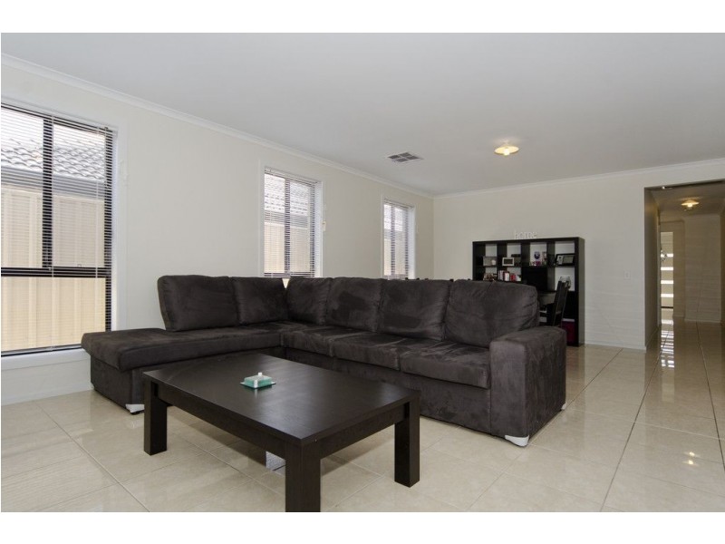 6 Parri Link, Noarlunga Downs SA 5168