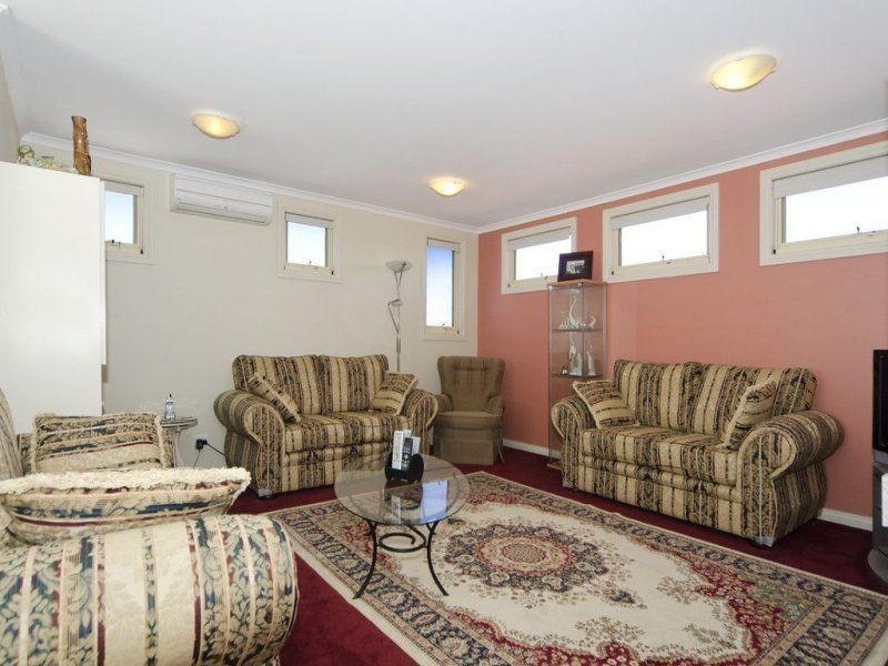 6 Robinson Street, Sheidow Park SA 5158