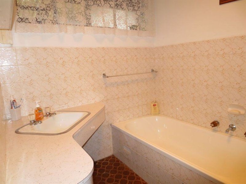 3 Leane Street, Huntfield Heights SA 5163