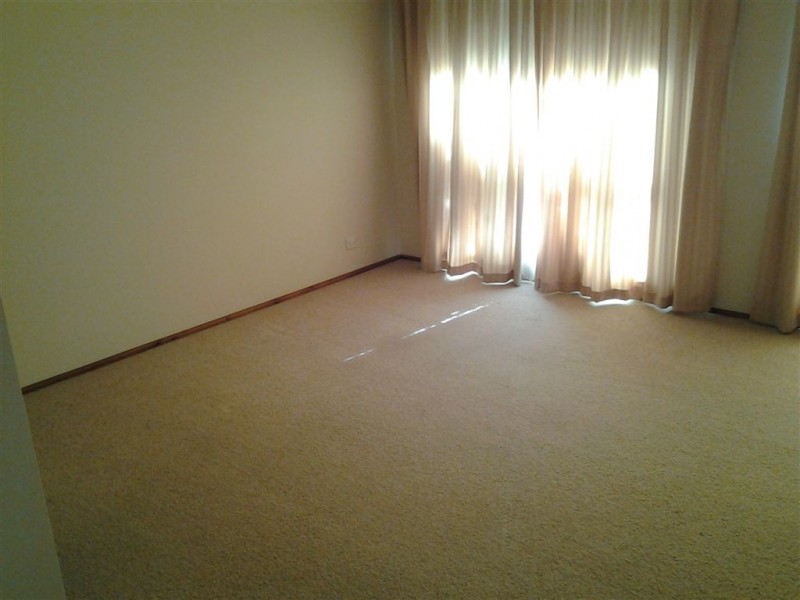 184 Hub Drive, Aberfoyle Park SA 5159