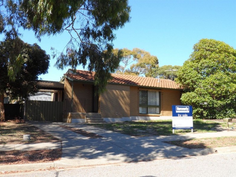 28 Finian Road, Christie Downs SA 5164