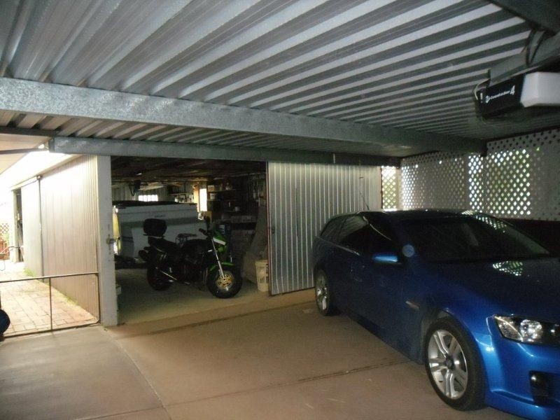 42 Kathryn Drive, Morphett Vale SA 5162