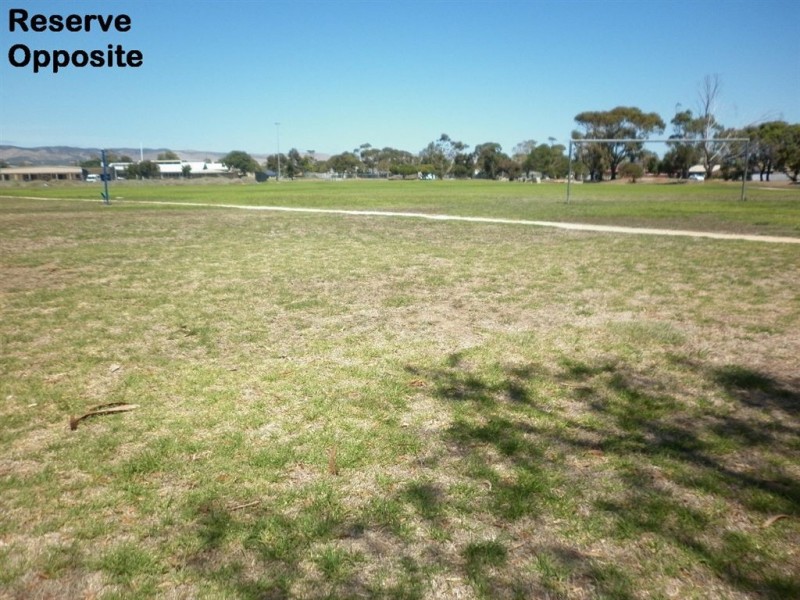 23 Hamilton Road, Aldinga Beach SA 5173