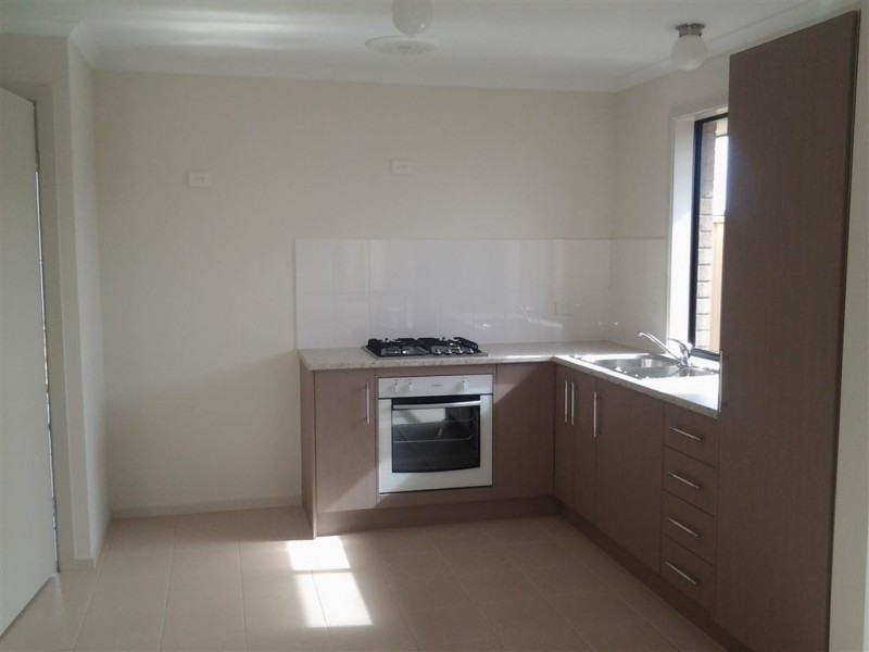 2 Nipper Close, Seaford Meadows SA 5169