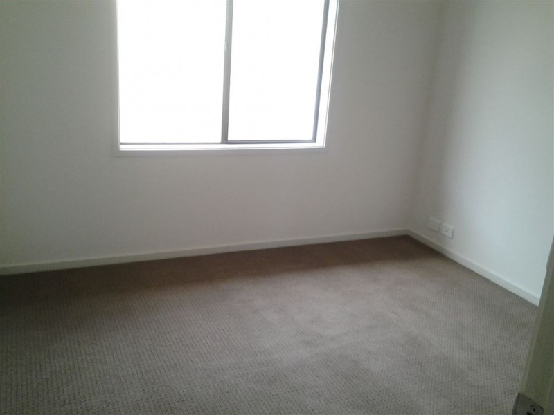 2 Nipper Close, Seaford Meadows SA 5169